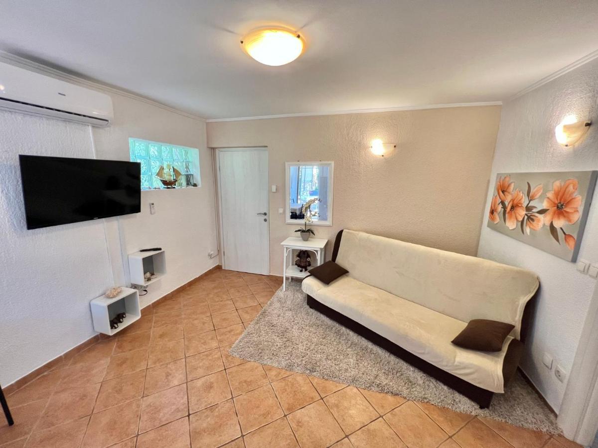 Apartments In Dramalj 45034 Esterno foto